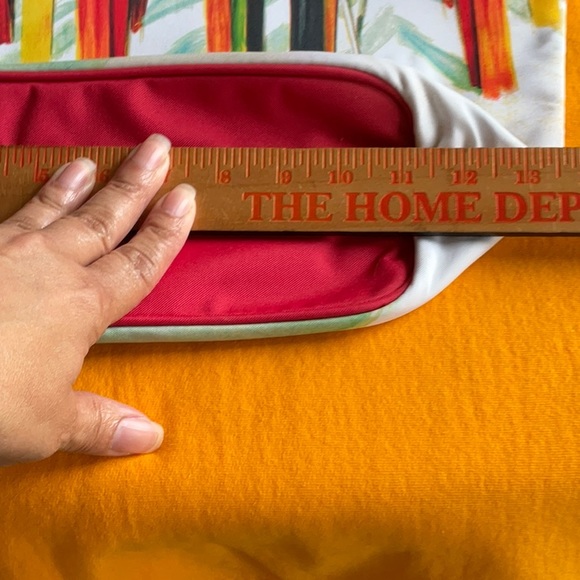 Lady Liberty Fashions Red & White Ski Valais Tote, NWT - Picture 8 of 16